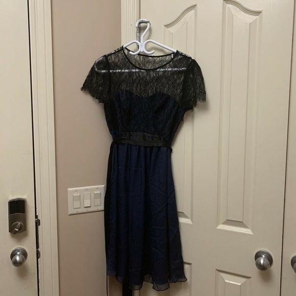 Seraphine luxe maternity dress - Picture 2 of 7